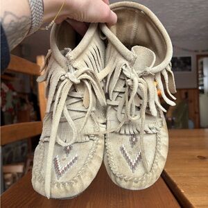 Manitobah Mukluk Moccasins